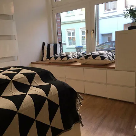 zentral gelegenes Ferienzimmer Möllner Seestrasse Exterior foto