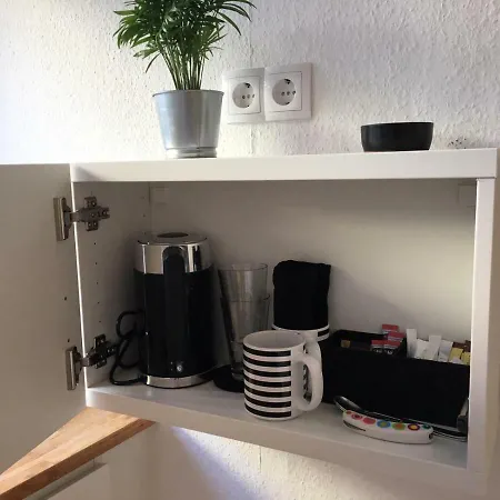 zentral gelegenes Ferienzimmer Möllner Seestrasse Exterior foto