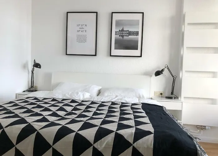 zentral gelegenes Ferienzimmer Möllner Seestrasse